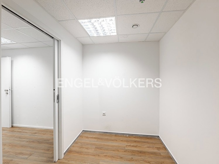 Комерційне приміщення в оренду, 290 м² (7 з 11)