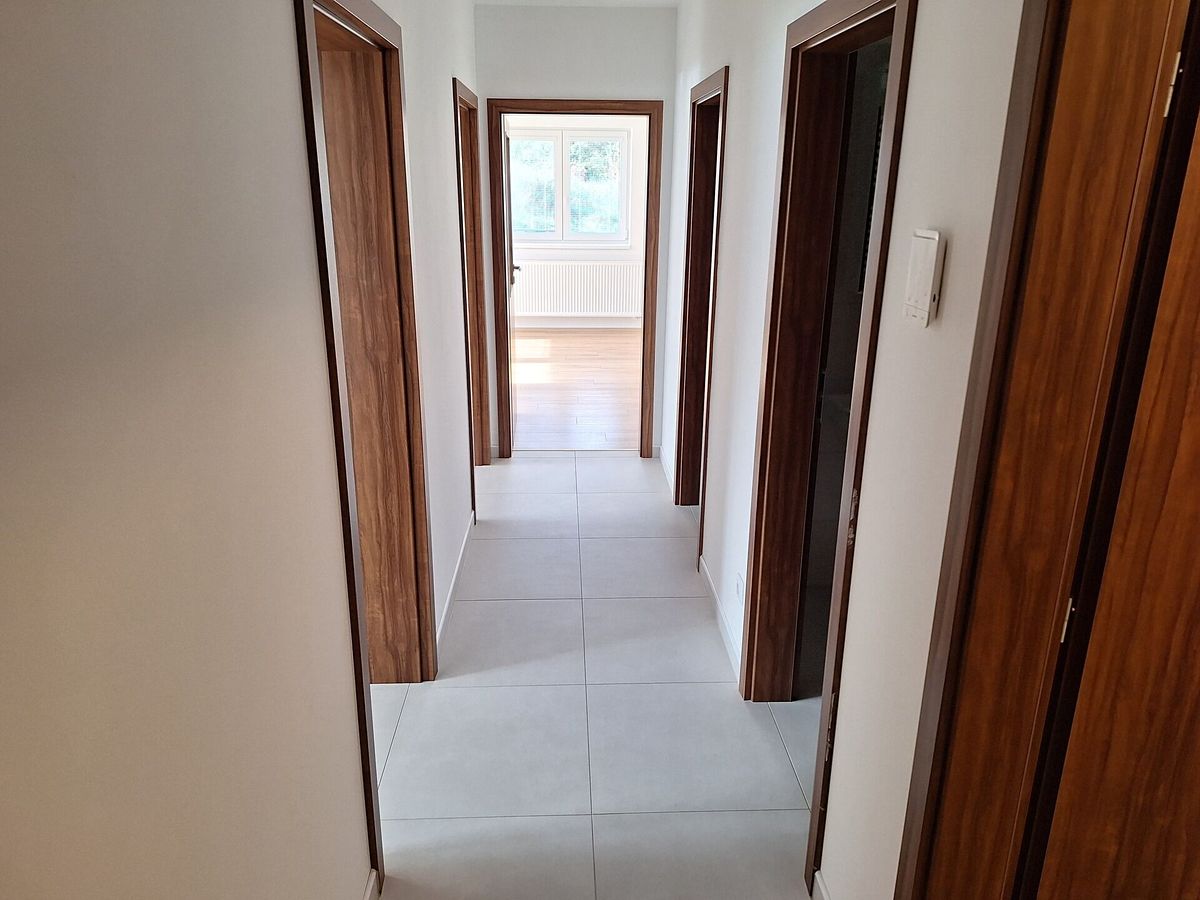 Pronájem bytu 3+kk 83 m²
