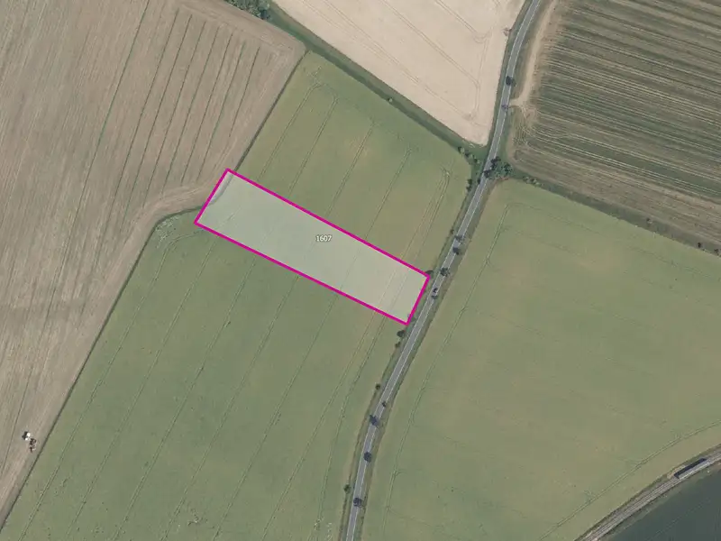 Prodej pole 4388 m², Bobnice – náhled fotky 2