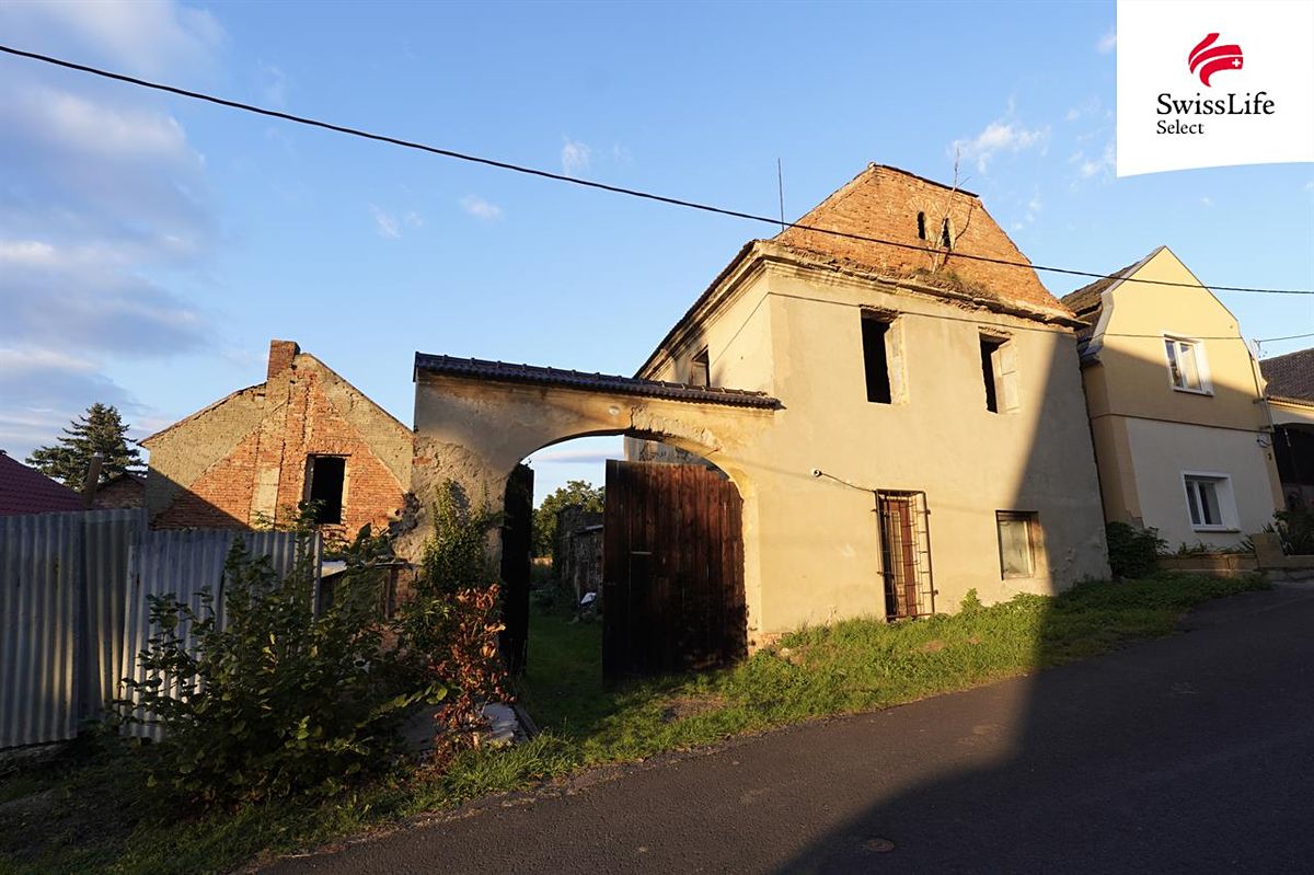 Prodej stavebního pozemku 2636 m²