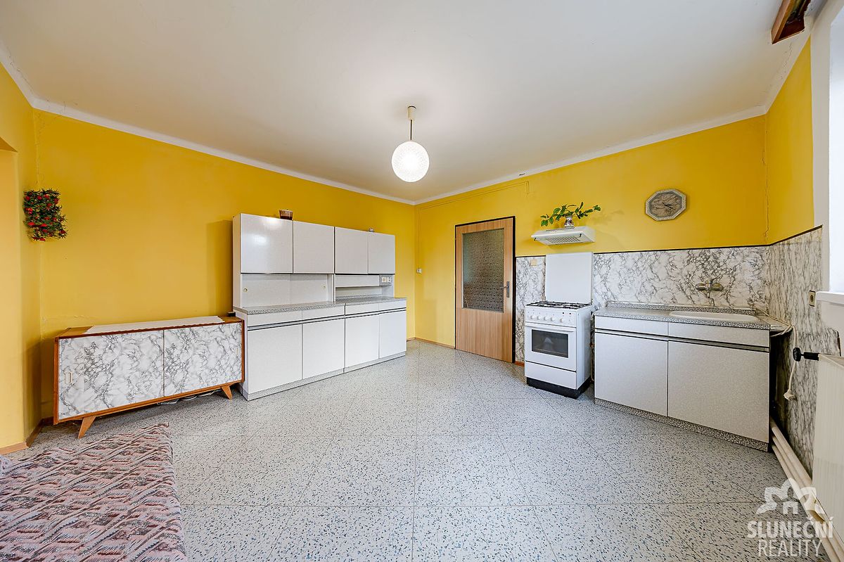 Prodej rodinného domu 124 m², pozemek 290 m² – fotografie 4