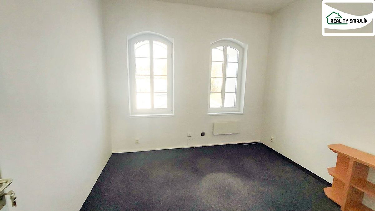 Pronájem kanceláře 64 m² – fotografie 2