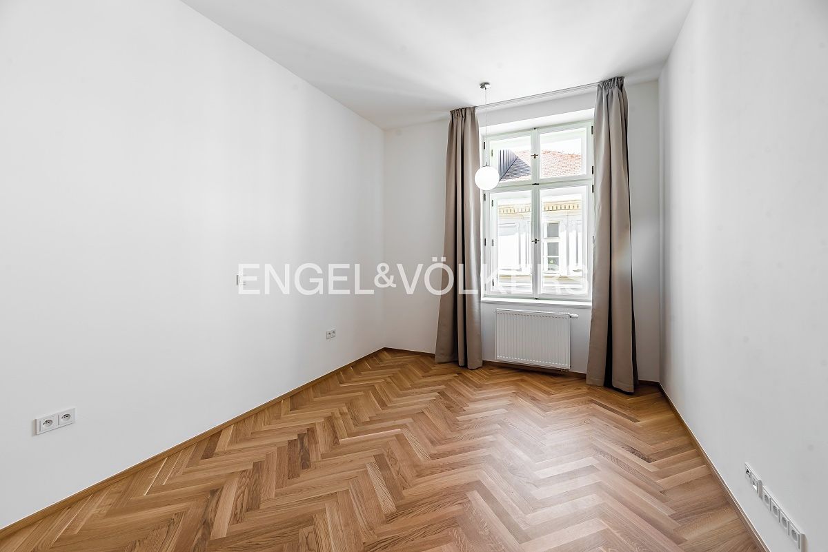 Pronájem bytu 3+kk 87 m² – fotografie 3