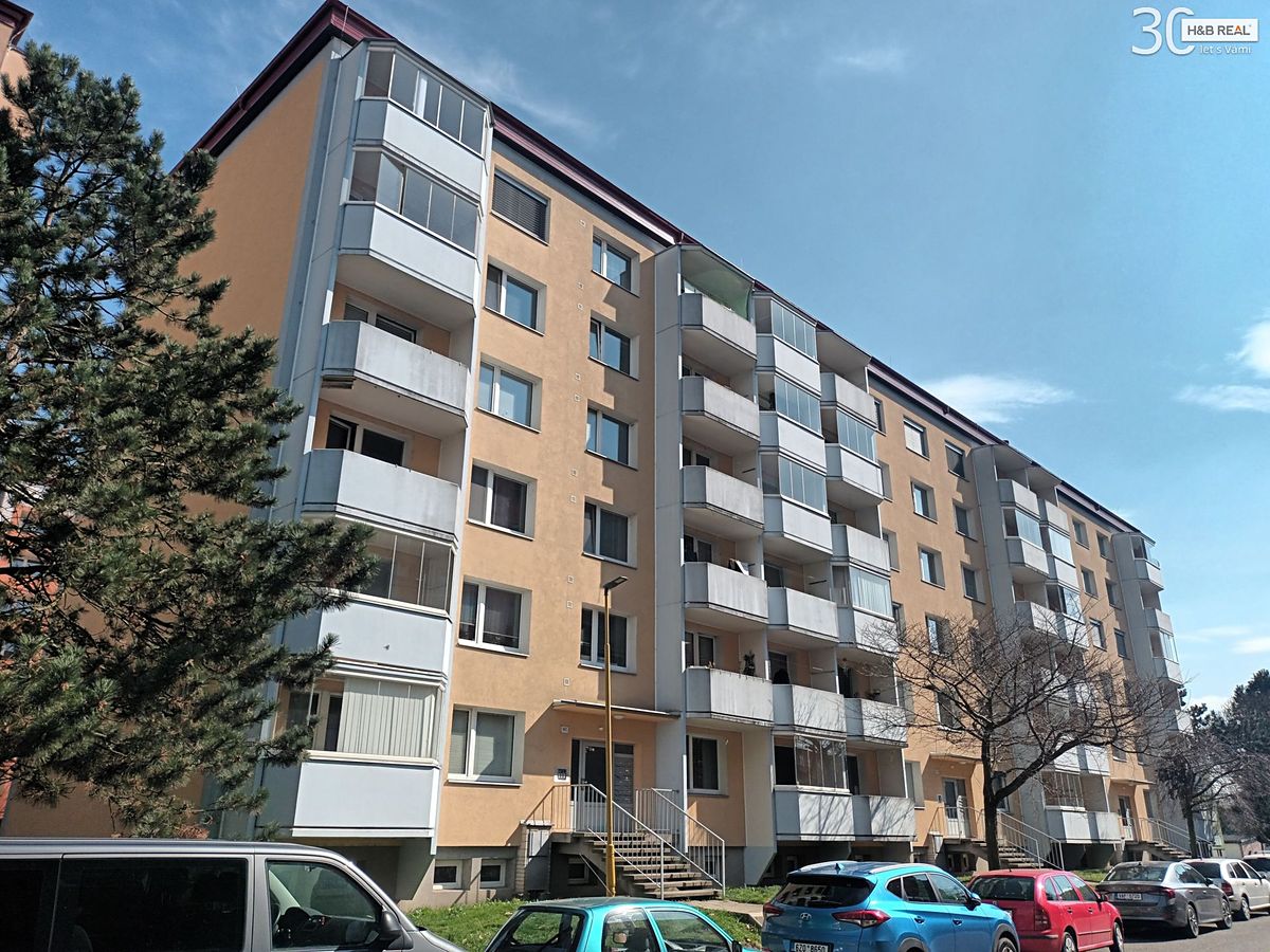 Pronájem bytu 2+1 56 m²