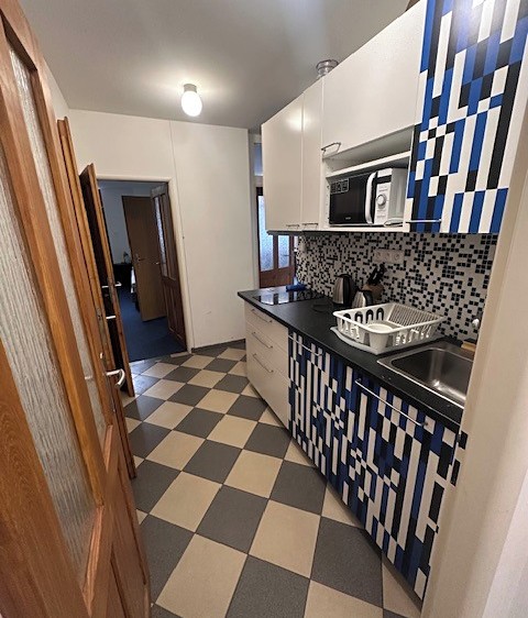 Квартира 3+1 в оренду, 70 м² (8 з 17)