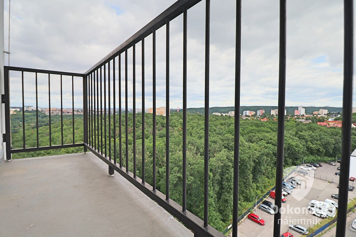 Pronájem bytu 3+kk 72 m² – fotografie 3