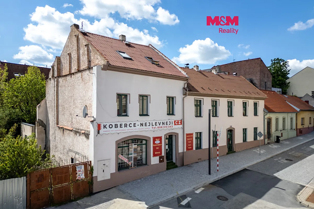 Prodej rodinného domu 385 m², pozemek 287 m²