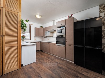 Prodej domu, 207 m² (2 z 31)