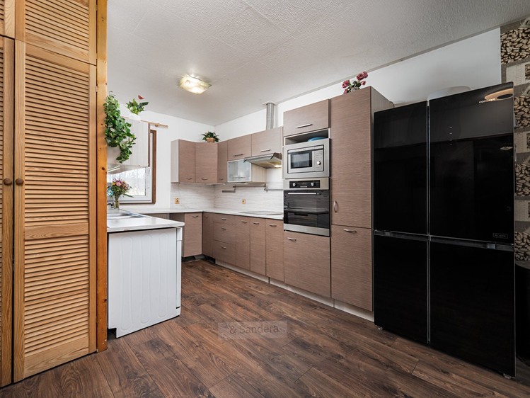 Prodej domu, 207 m² (2 z 31)