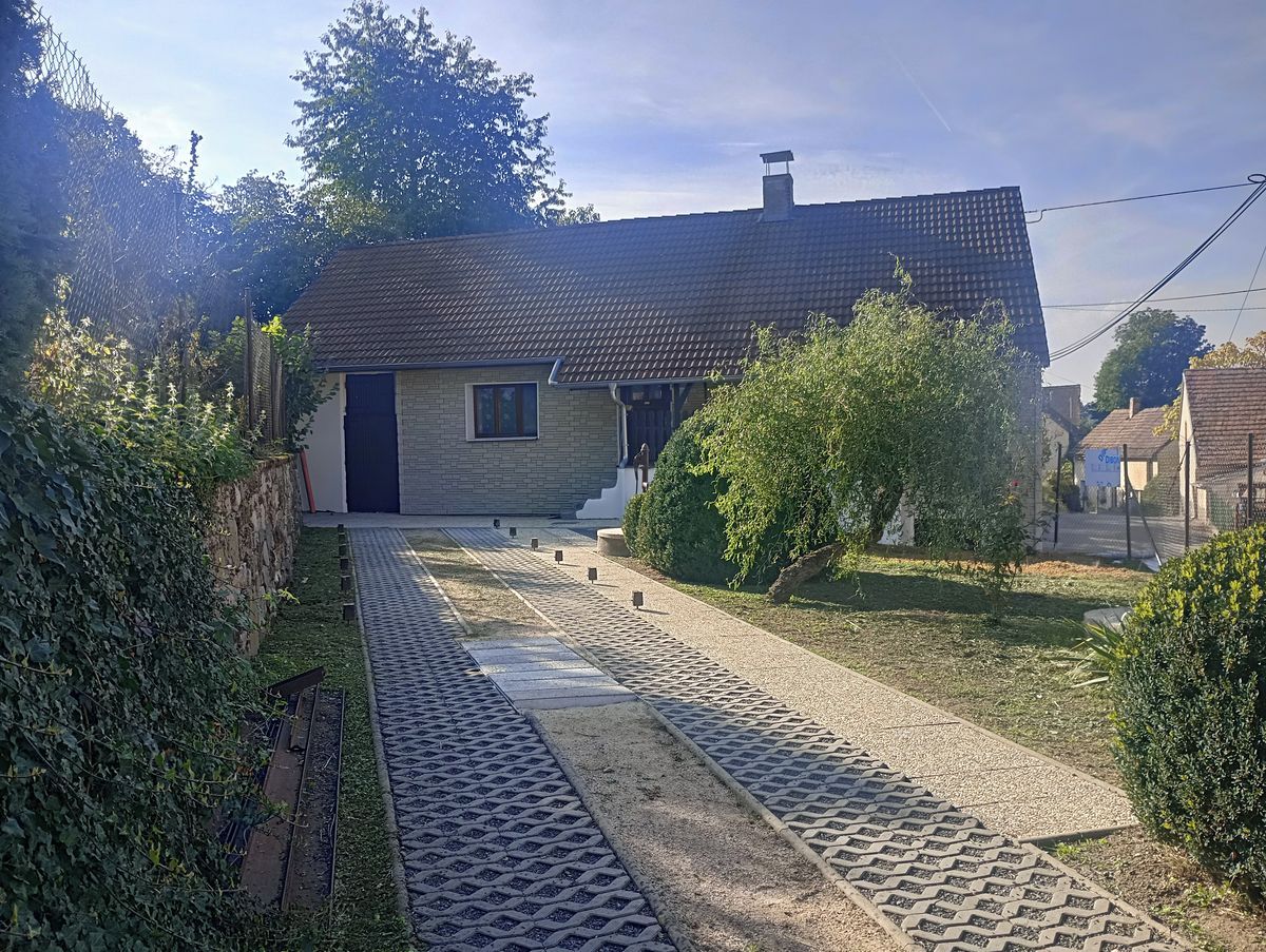Prodej rodinného domu 93 m², pozemek 349 m² – fotografie 2