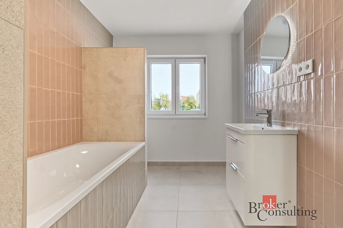 Pronájem bytu 3+kk 140 m² – fotografie 5
