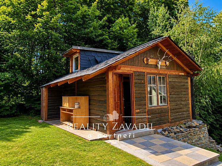 Prodej komerčního prostoru, 322 m² (24 z 36)