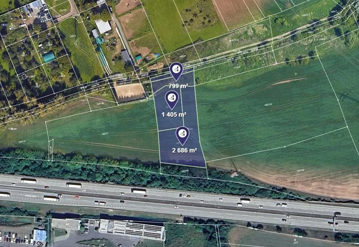 Prodej pole 4890 m²