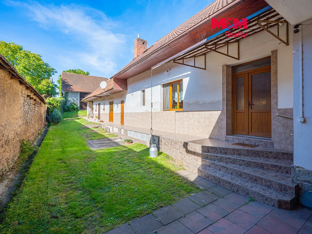 Prodej rodinného domu 145 m², pozemek 1018 m²