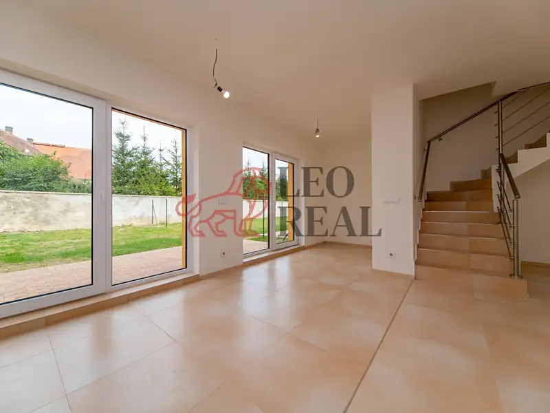 Prodej rodinného domu 150 m², pozemek 398 m², Hostivice – náhled fotky 3