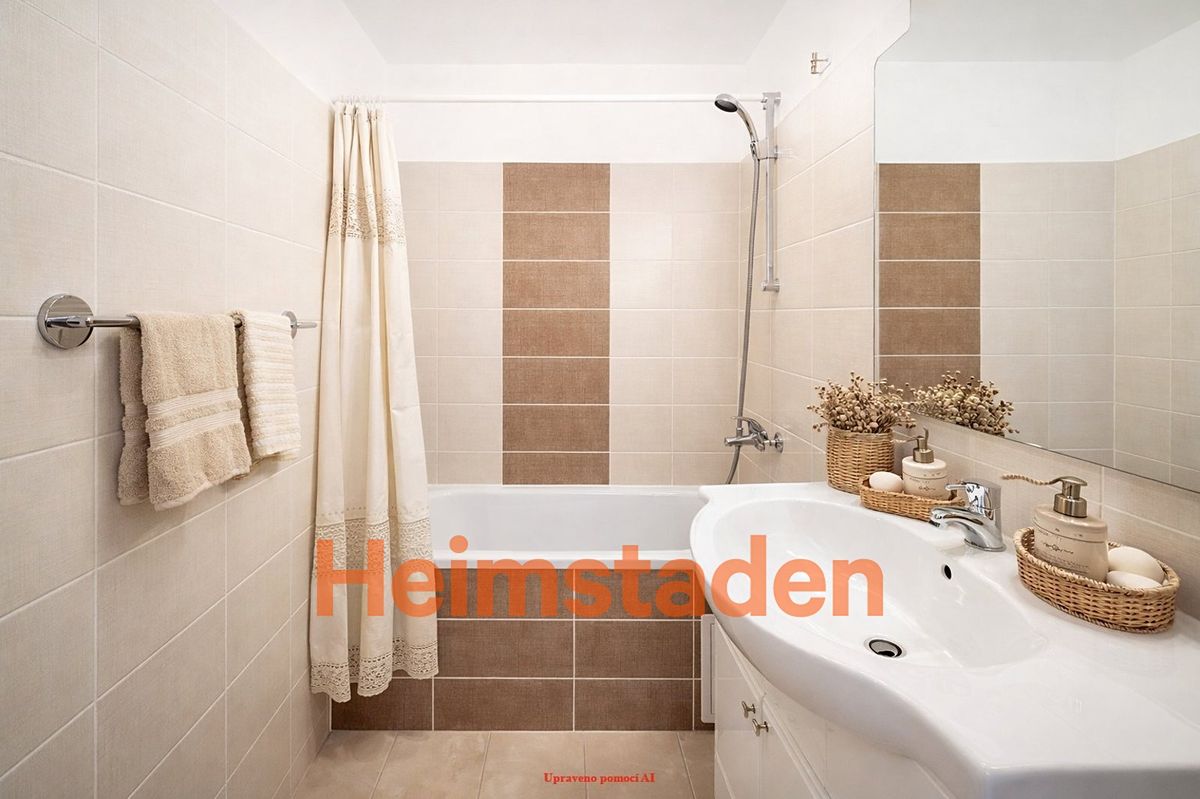 Pronájem bytu 1+1 38 m² – fotografie 3
