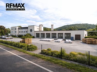 Prodej výrobní haly, prostoru 7475 m²