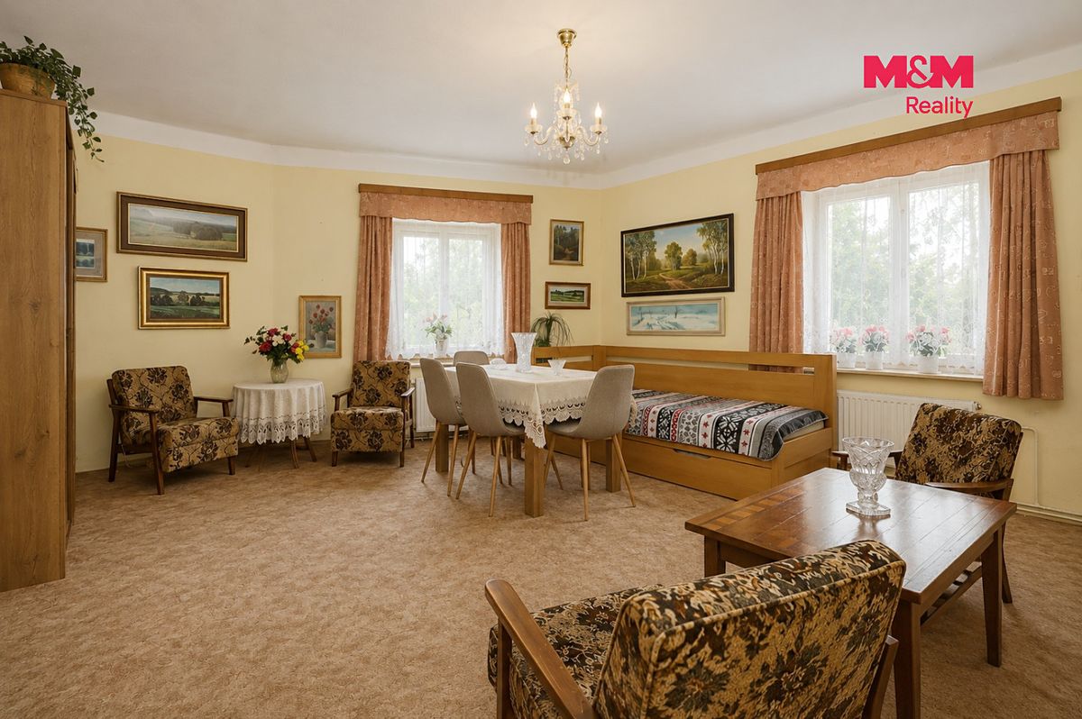Prodej chalupy 137 m², pozemek 722 m² – fotografie 2