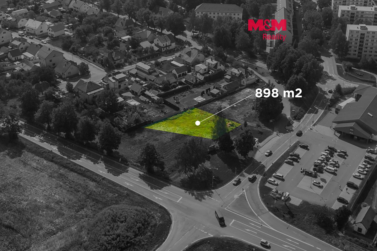 Prodej stavebního pozemku 898 m²