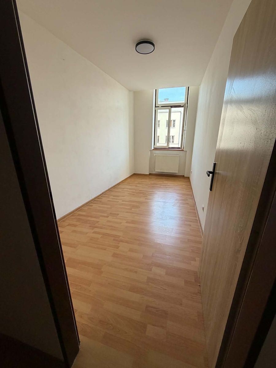 Pronájem bytu 2+1 54 m² – fotografie 4