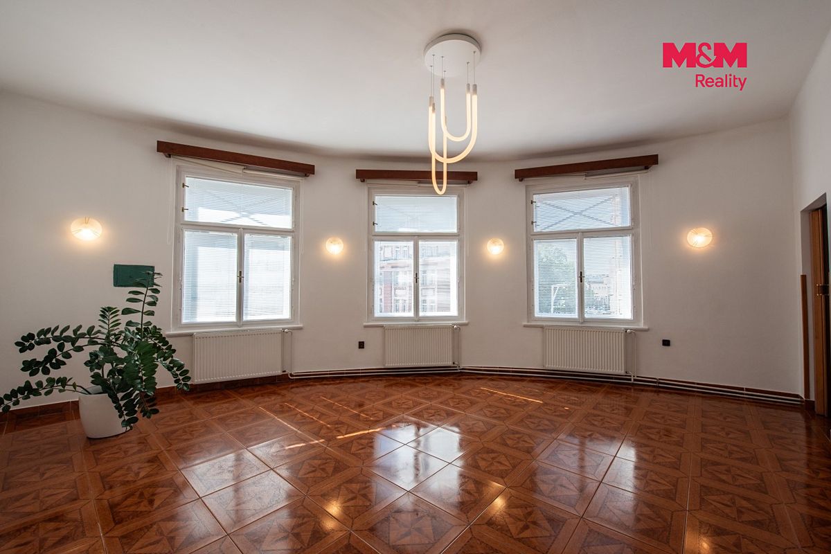 Pronájem kanceláře 53 m² – fotografie 2
