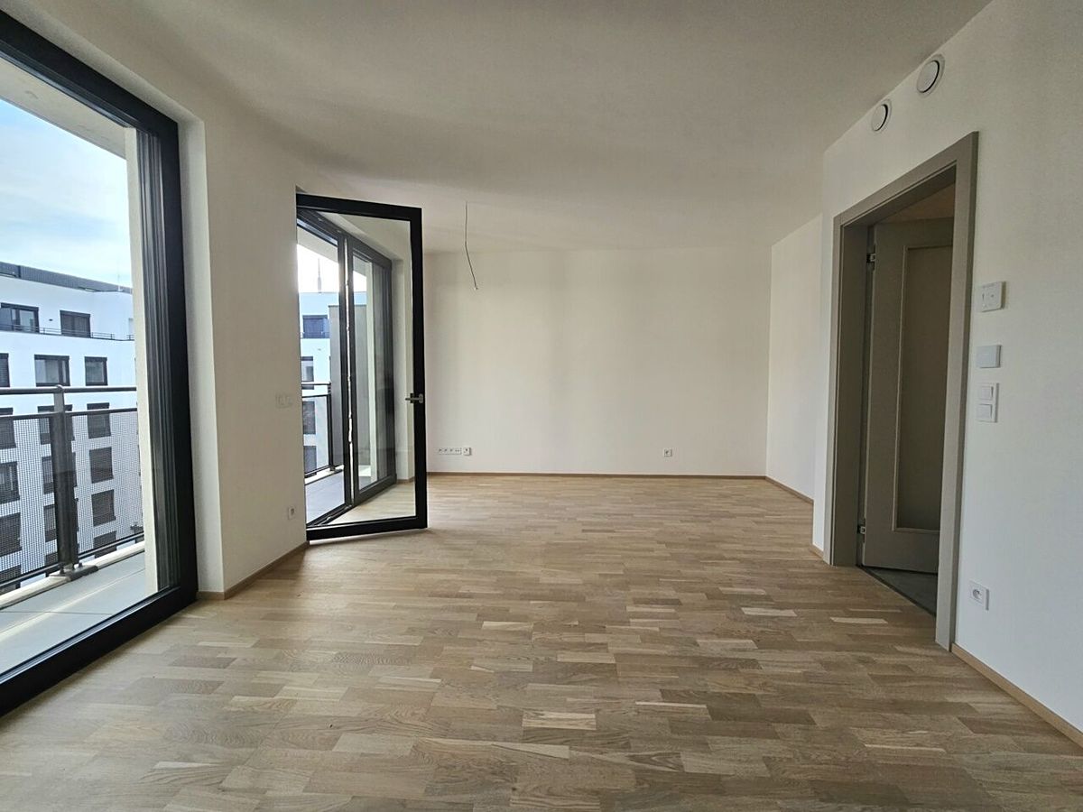 Pronájem bytu 1+kk 44 m² – fotografie 5