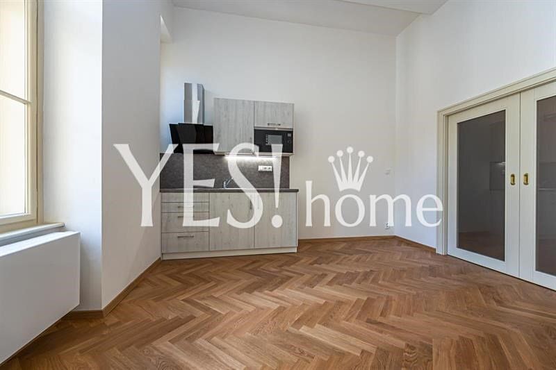 Pronájem bytu 2+kk 38 m²