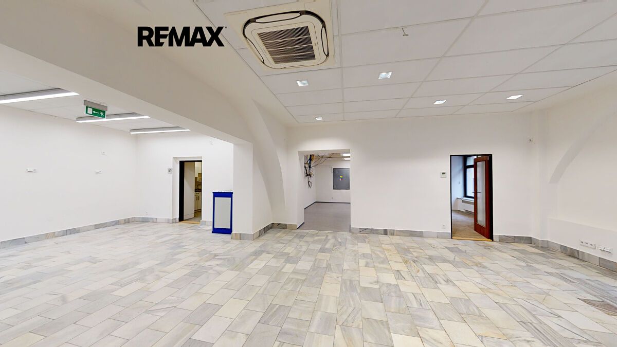 Prodej obchodního prostoru 430 m²