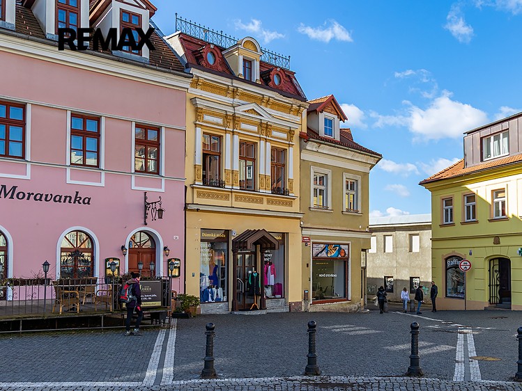 Prodej bytu 2+kk, 63 m² (38 z 55)