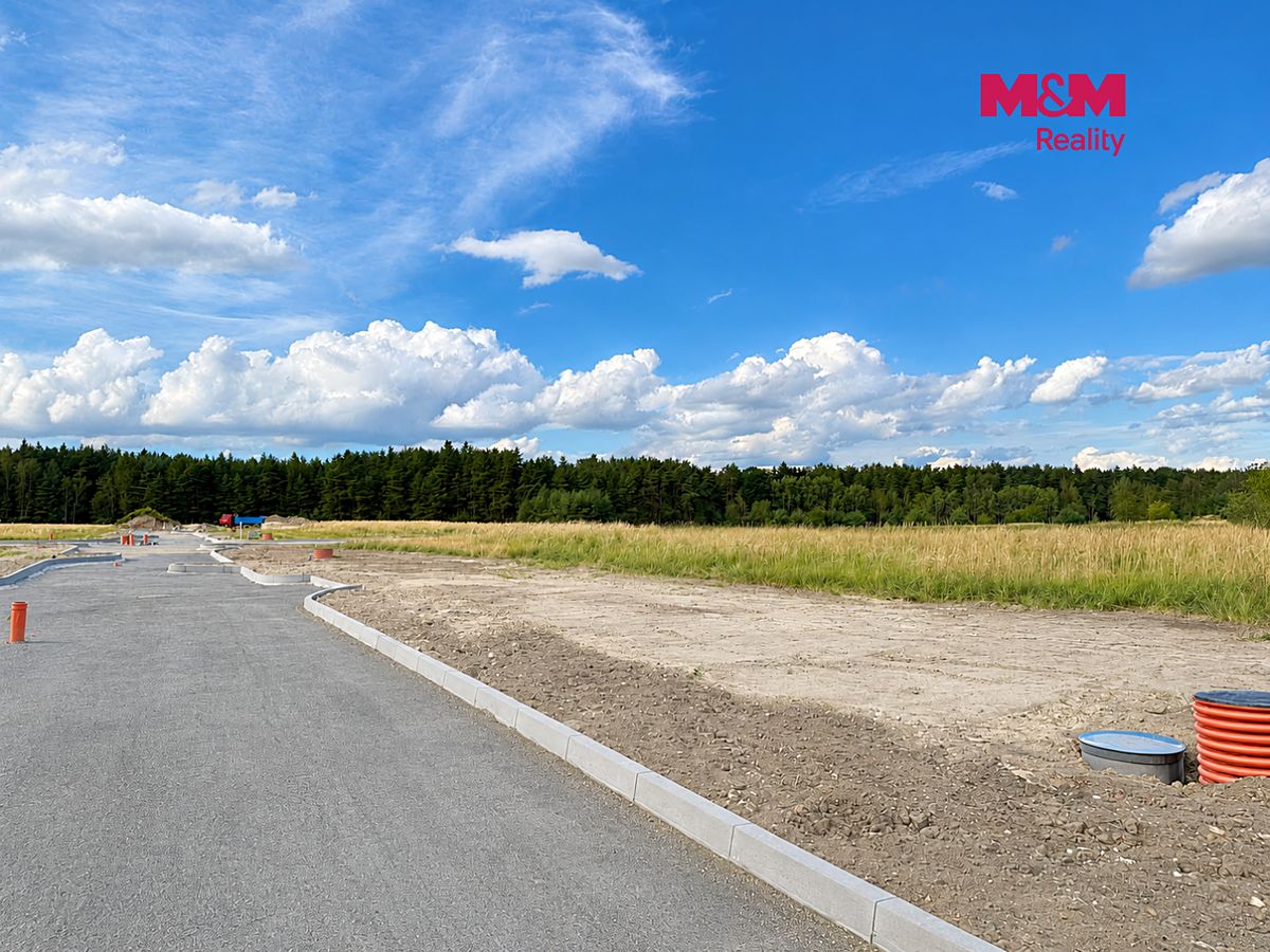 Prodej stavebního pozemku 1025 m² – fotografie 3