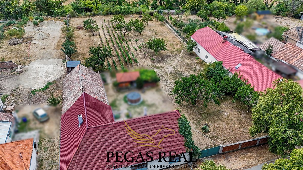 Prodej stavebního pozemku 1314 m² – fotografie 3