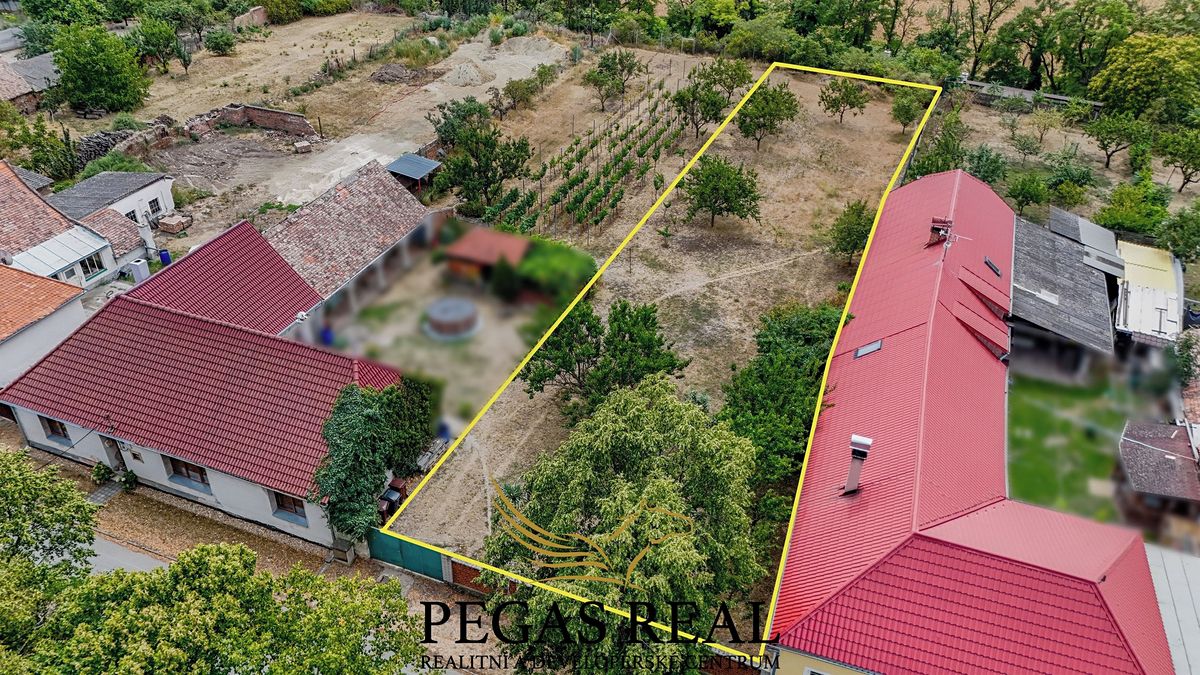 Prodej stavebního pozemku 1314 m²