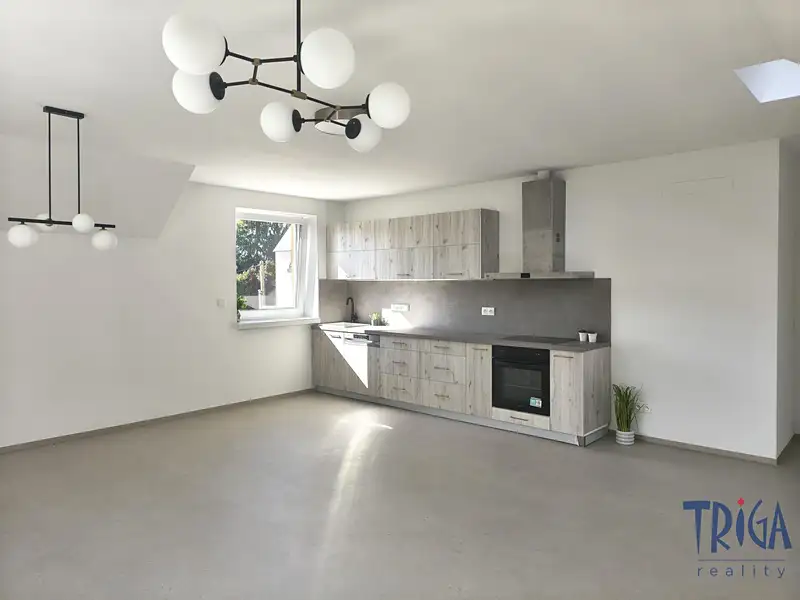 Pronájem bytu 3+kk 81 m², Smiřice – náhled fotky 2