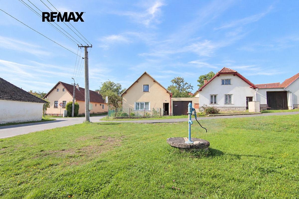 Prodej rodinného domu 80 m², pozemek 350 m² – fotografie 3