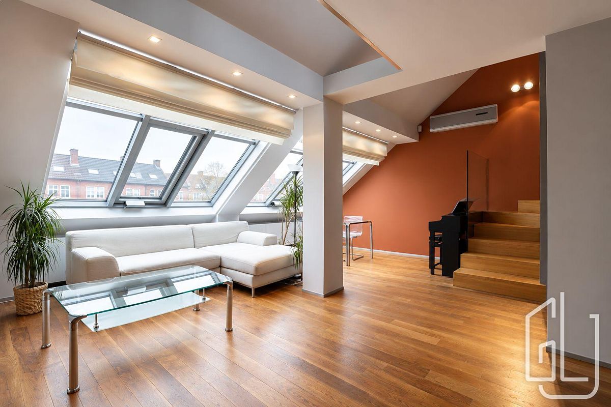Pronájem bytu 3+1 94 m² – fotografie 2