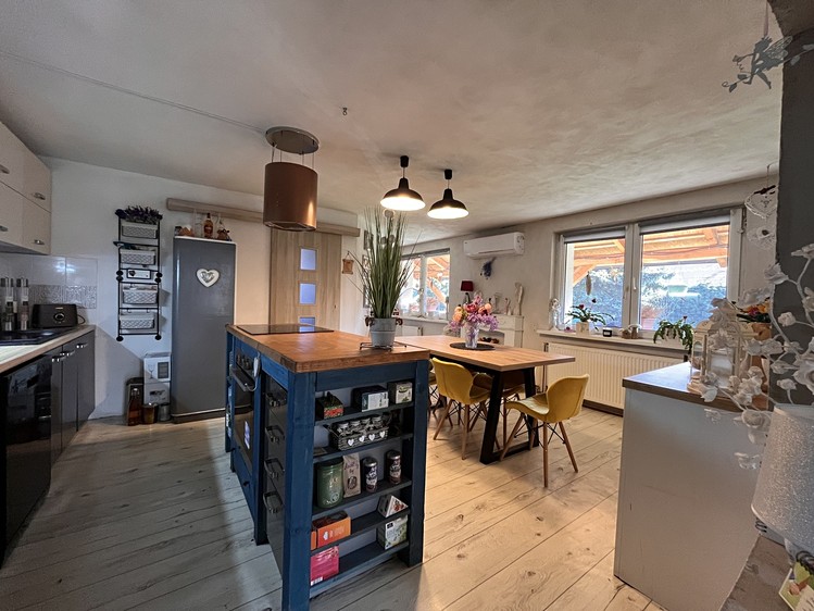 Prodej domu, 257 m² (7 z 24)