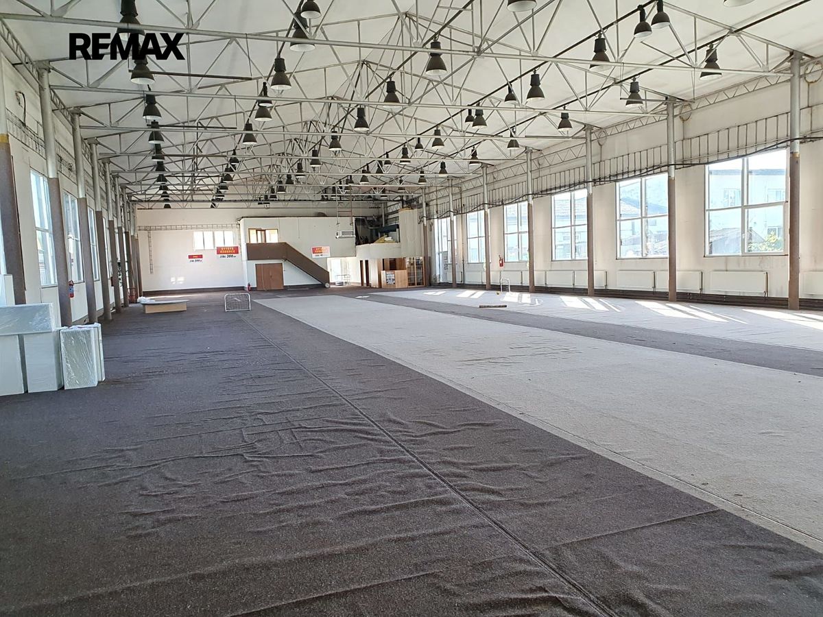 Prodej skladového prostoru 1557 m² – fotografie 2