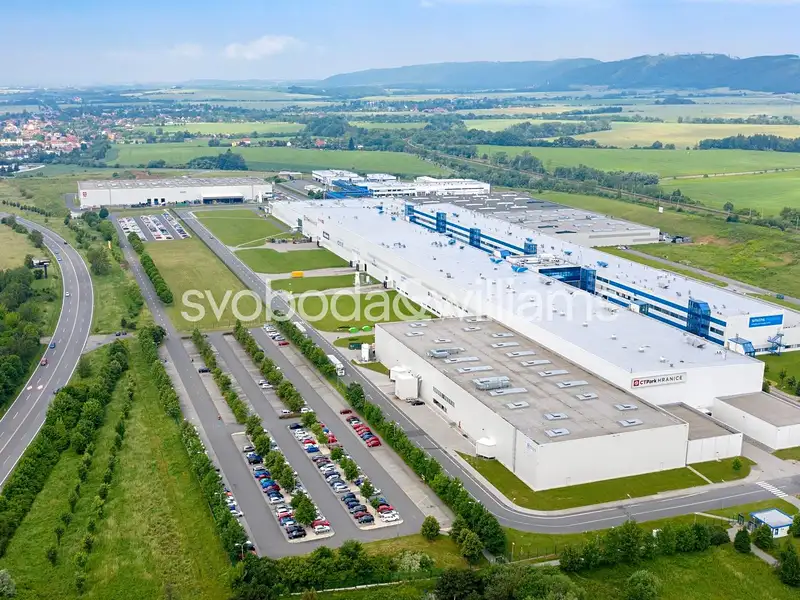 Pronájem výrobní haly, prostoru 714 m², Hranice – náhled fotky 1