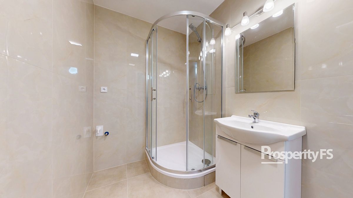 Pronájem bytu 3+1 78 m² – fotografie 2