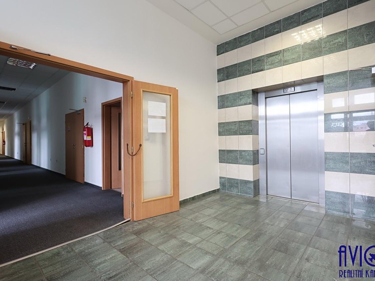 Gewerbefläche zur Miete, 400 m² (12 von 15)