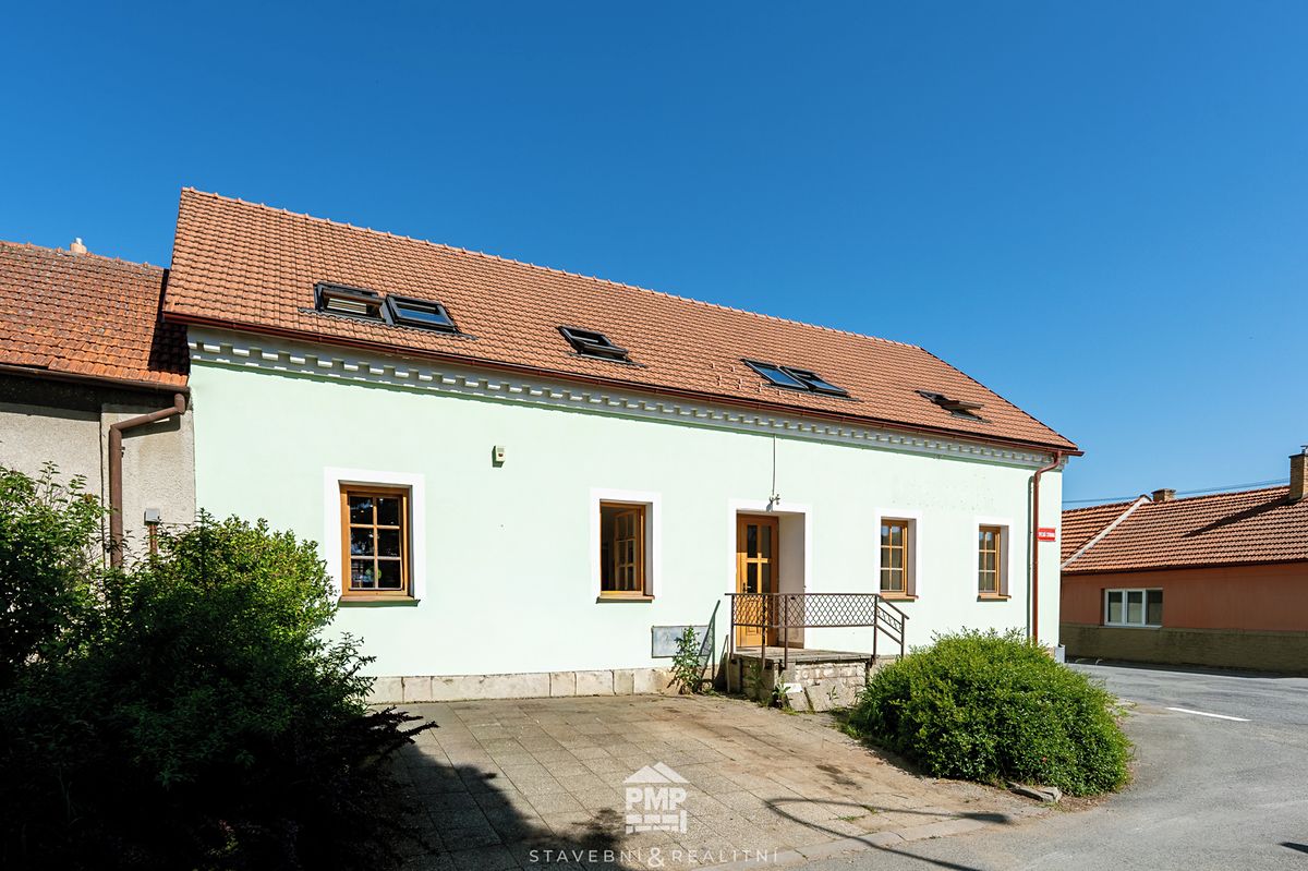 Prodej kanceláře 464 m² – fotografie 2