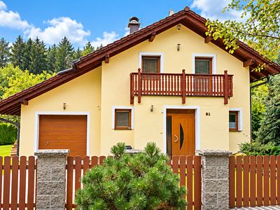 Prodej rodinného domu 99 m², pozemek 1805 m²