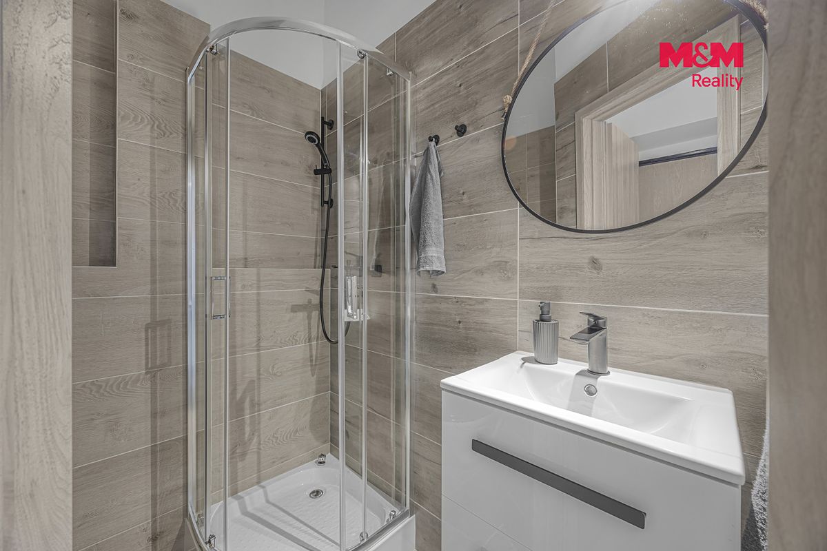 Pronájem bytu 1+1 48 m² – fotografie 3