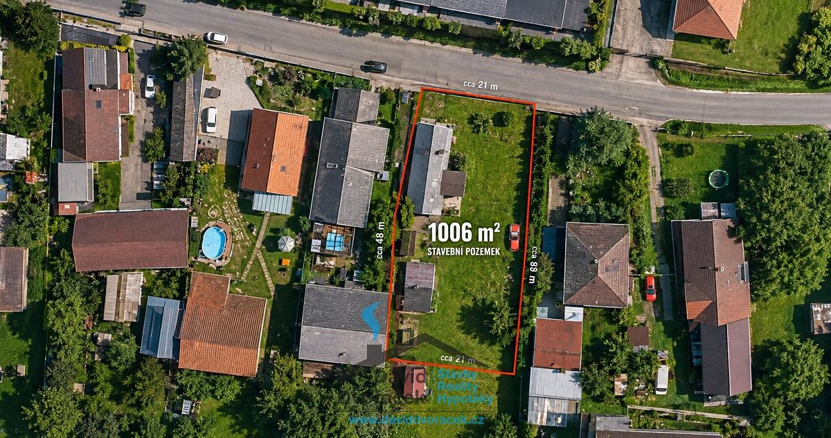 Prodej stavebního pozemku 1006 m²
