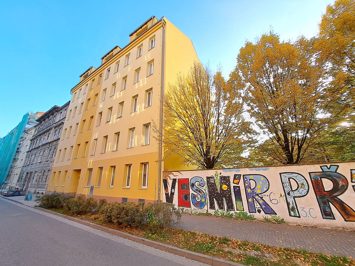 Pronájem bytu 1+kk 37 m² – fotografie 4