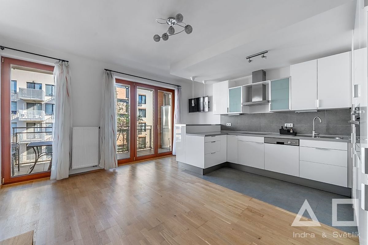 Pronájem bytu 2+kk 60 m²