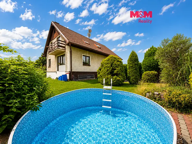 Prodej rodinného domu 330 m², pozemek 704 m², Karlovy Vary – náhled fotky 1