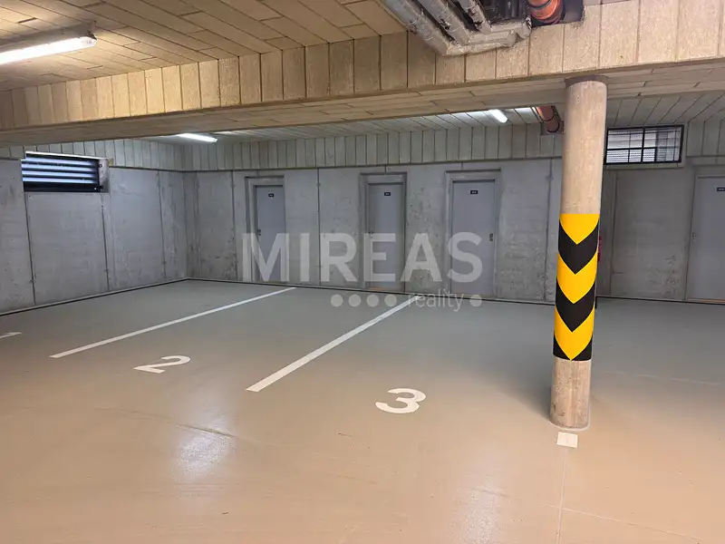 Pronájem garážového stání 16 m², Lysá nad Labem – náhled fotky 2