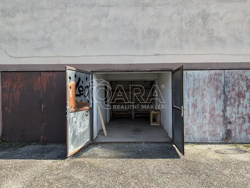 Prodej garáže 14 m², Bezvěrov – náhled fotky 1