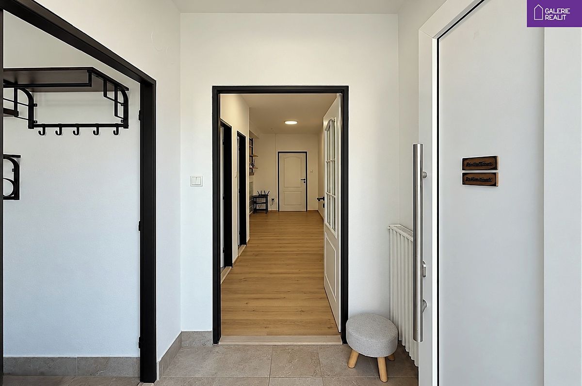 Prodej rodinného domu 215 m², pozemek 397 m² – fotografie 5